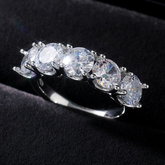 💥Lovely 5 Stone Round Dainty CZ Gems Silver Trendy Eternity Rings, K836 - Picture 1 of 8